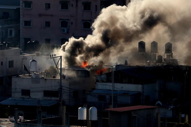 Cisgiordania, 6 morti nel campo profughi