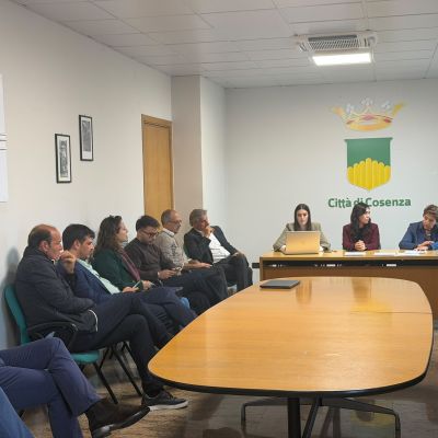 Tribunale di Cosenza, la Commissione consiliare legalità sostiene la petizione contro il front office