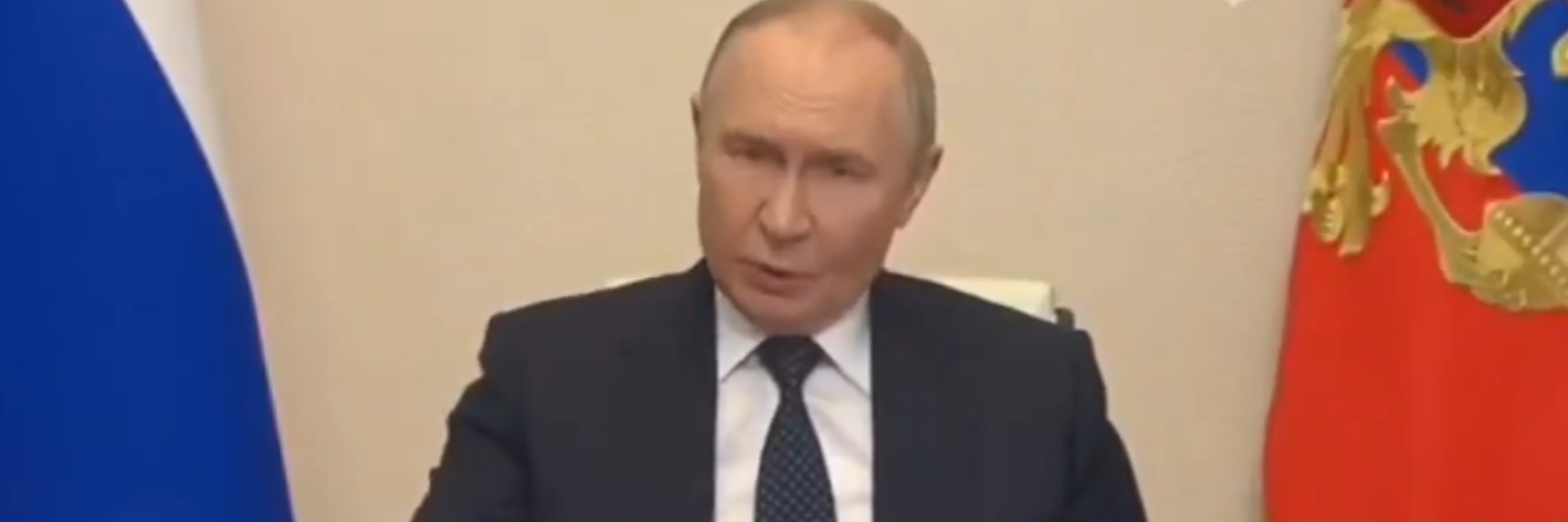 Tregua lontanissima in Ucraina, Putin: «La userebbero per riarmarsi»