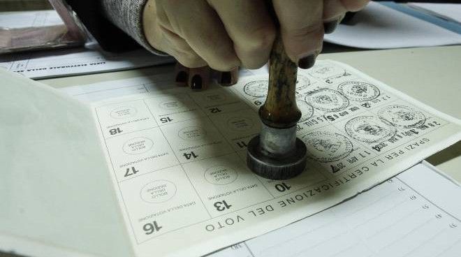 Referendum e Comunali, al via l’election Day anche in Calabria. Si vota fino alle 23