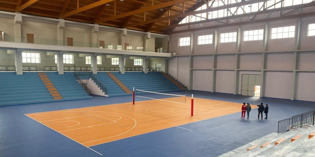 Rende, il palazzetto dello sport «destinato a finire ai privati»