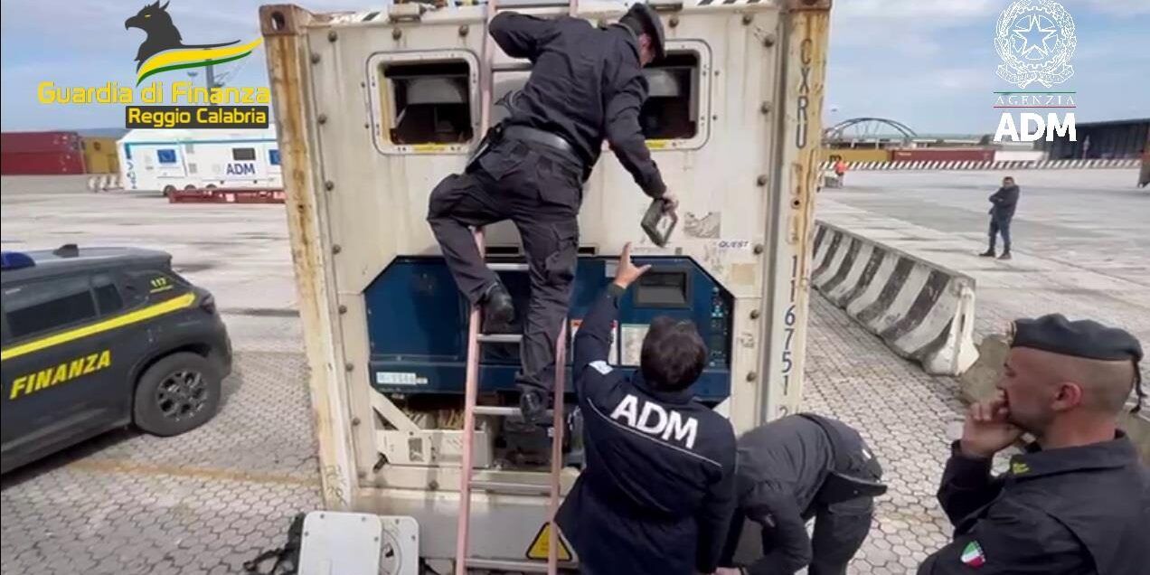 Sequestrati nel porto di Gioia Tauro quasi 800 chilogrammi di cocaina purissima – VIDEO