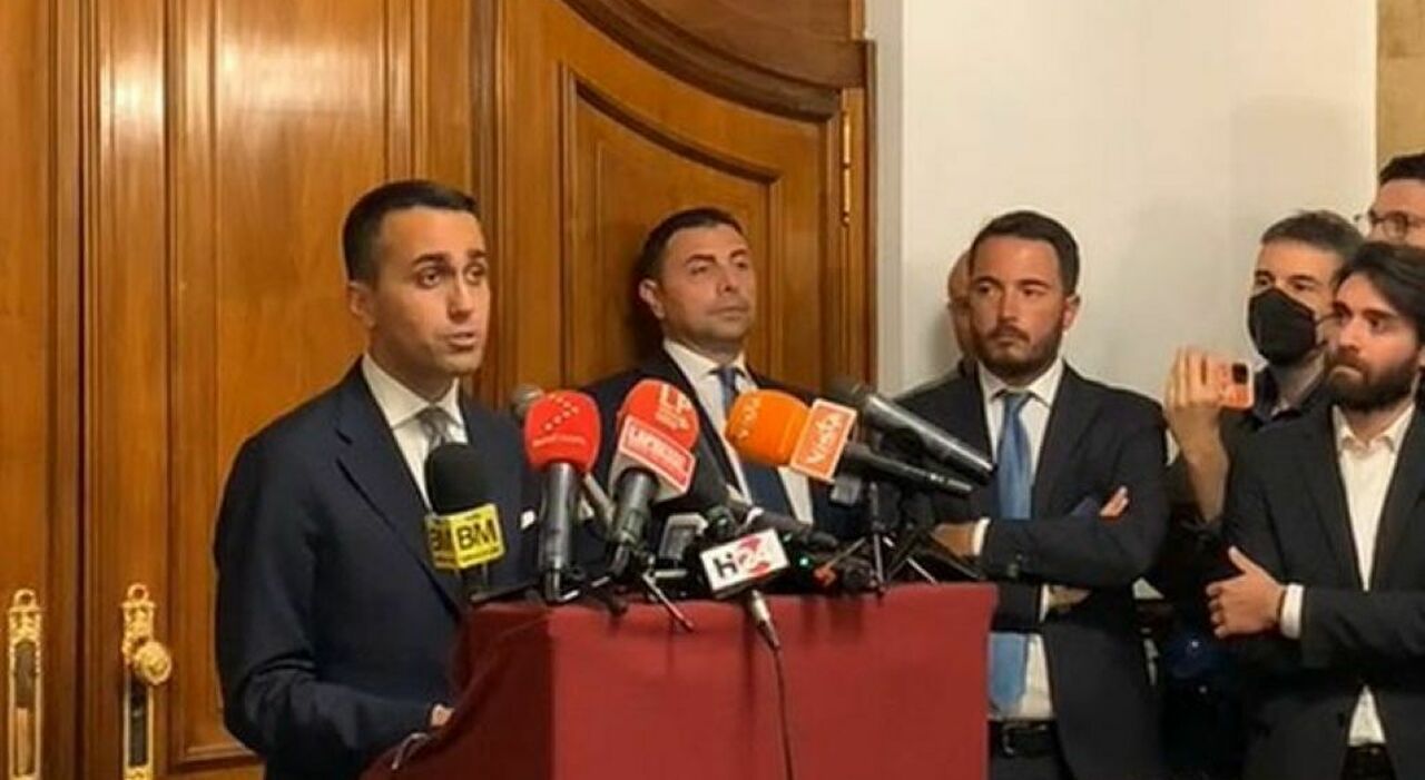 Di Maio candidato nella lista Pd, ecco l’ultima mossa di Letta