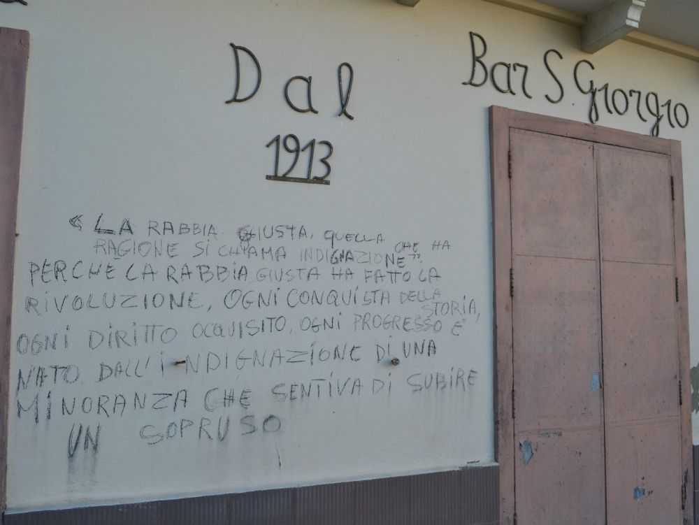 IN EDICOLA | Nel paese che non c`è