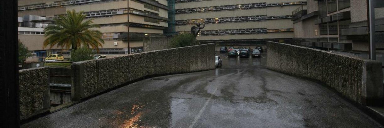 Precipita da un balcone a Roma, si indaga per omicidio