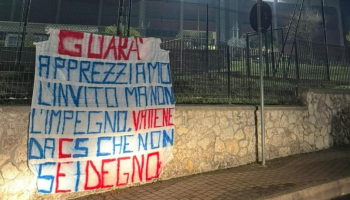 Quando l’invito gratuito non basta: il Cosenza calcio snobbato persino dagli studenti