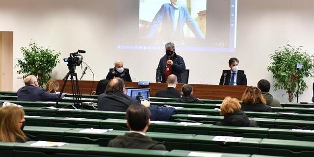 Si allontana l’ipotesi della zona rossa. «Non c’è questa tendenza» – INTERVISTE