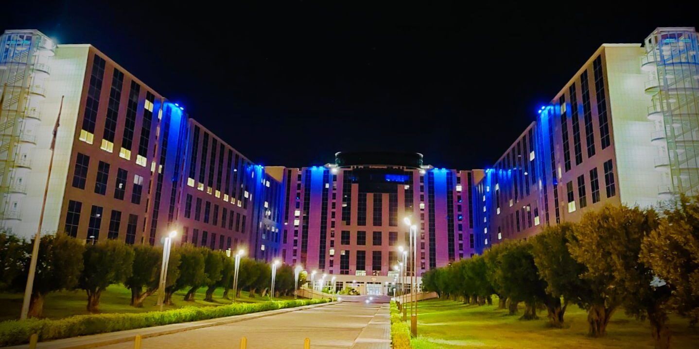 Giornata internazionale delle Lingue dei segni, la Cittadella si illumina di blu