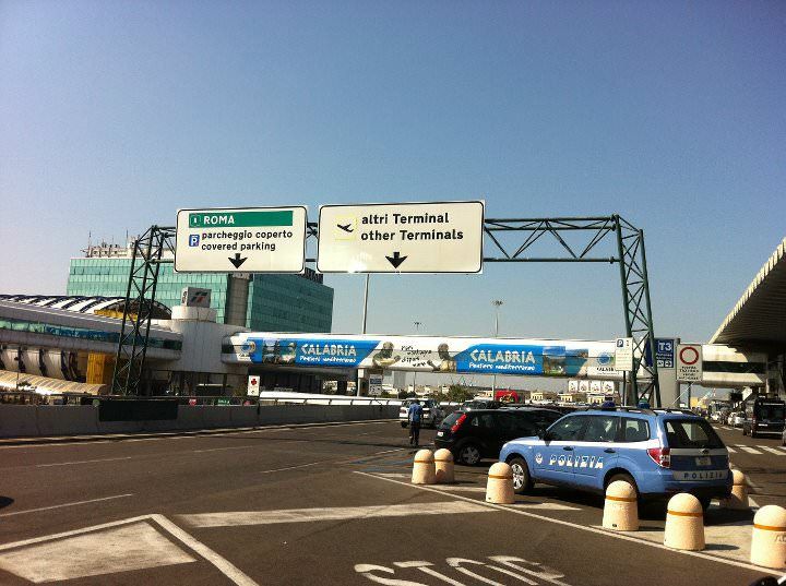 L'Odissea di Giulio, da Dublino alla Calabria: «Ci hanno abbandonato tutti»