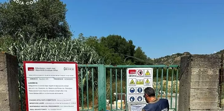 Reflui in un canale: a Squillace sequestrato un depuratore (dismesso)