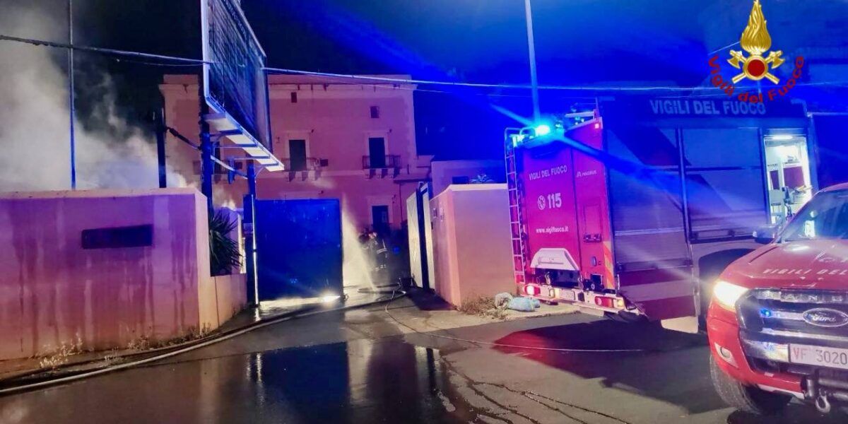 Nuova intimidazione a Sicily by car, in fiamme l’autonoleggio