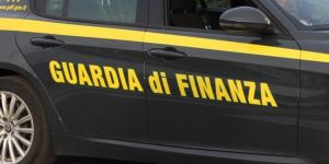 Bancarotta nel commercio all’ingrosso delle carni: arrestati tre imprenditori e sequestrate 6 società nel Crotonese