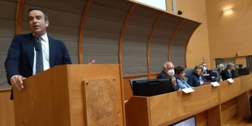 Occhiuto: «Sradicare le incrostazioni in sanità. Bartoletti? Situazione difficile»