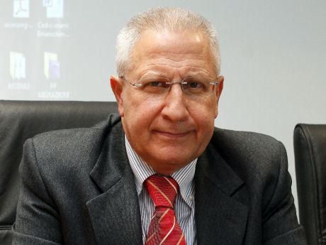 Il manager dell’Asp che rinunciò al premio? Ci ha ripensato