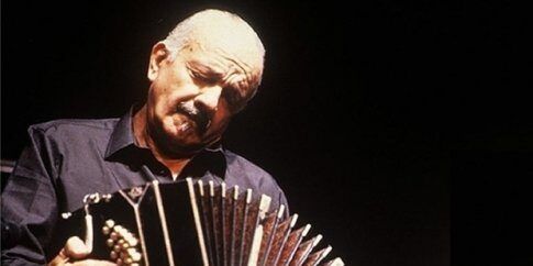 “Armonie d’Arte Festival”, al teatro di Soverato la grande musica di Astor Piazzolla