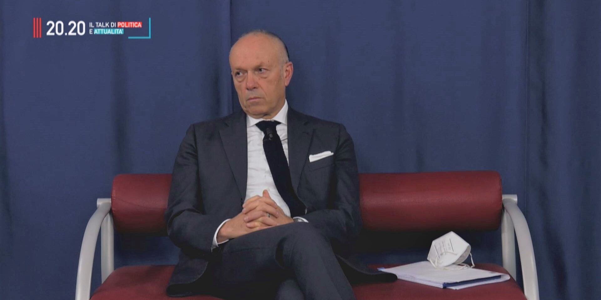 La nuova vita degli aeroporti calabresi. De Metrio: «Progetti per 50 milioni a Lamezia, 25 a Reggio»