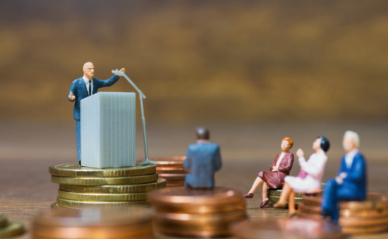 «Sia una campagna elettorale, non una guerra»