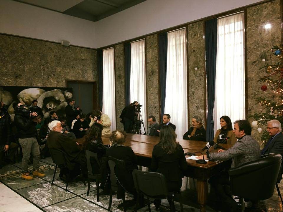 Occhiuto disegna la “città delle piazze”