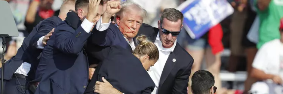 Spari contro Trump, il tycoon ferito all’orecchio