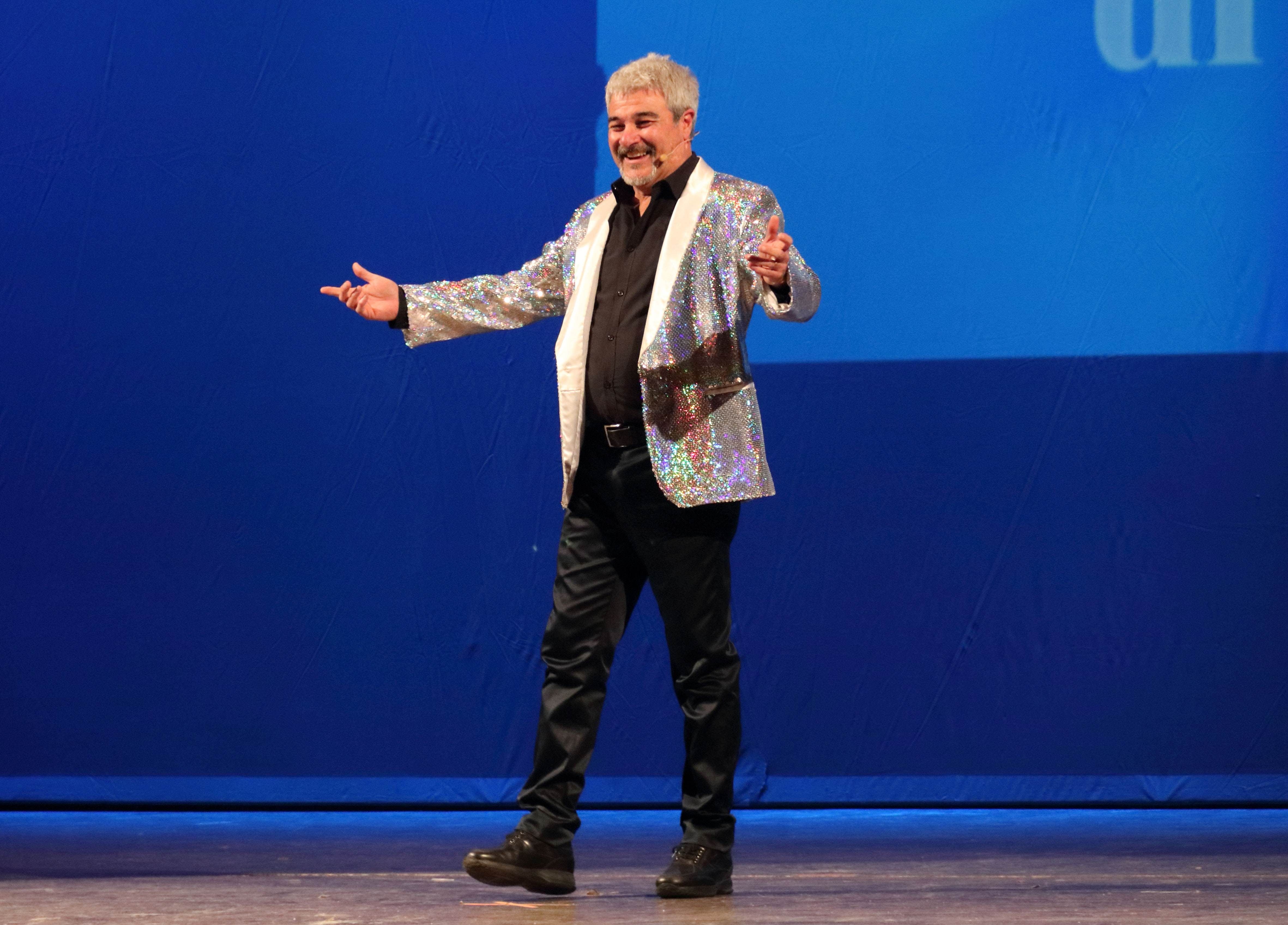 Successo per Pino Insegno al Cilea