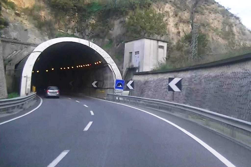 Dal 9 agosto chiusa la galleria “Sansinato” in direzione Catanzaro