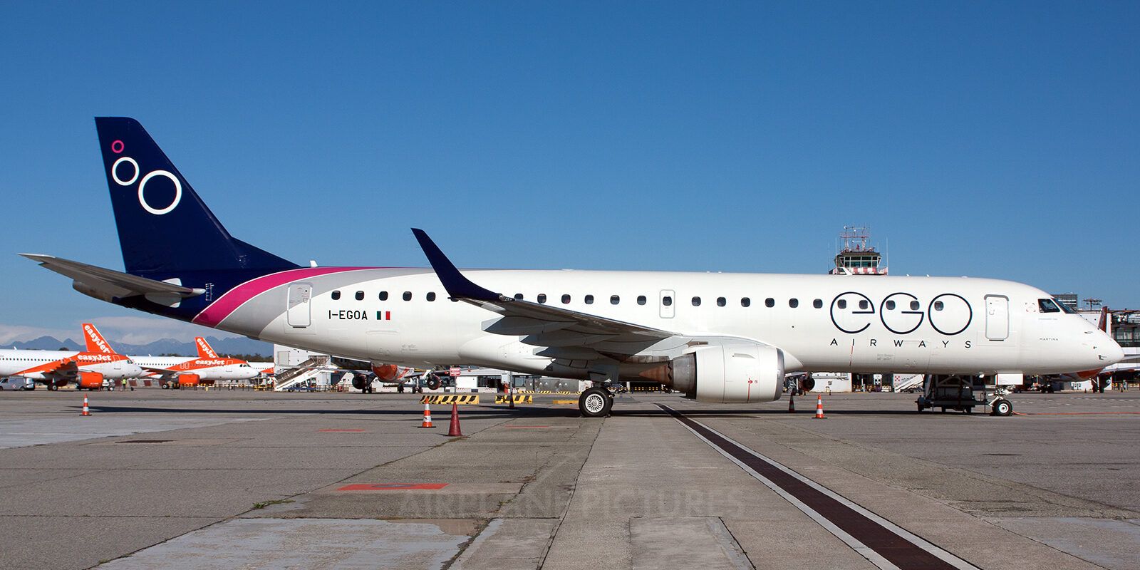 Lamezia Terme, atterrato il primo volo Ego Airways da Parma