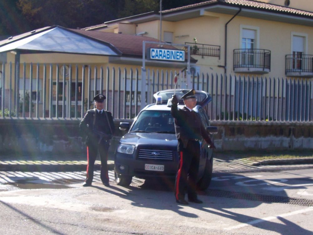 Gizzeria, 23 chili di hashish trovati in una scarpata