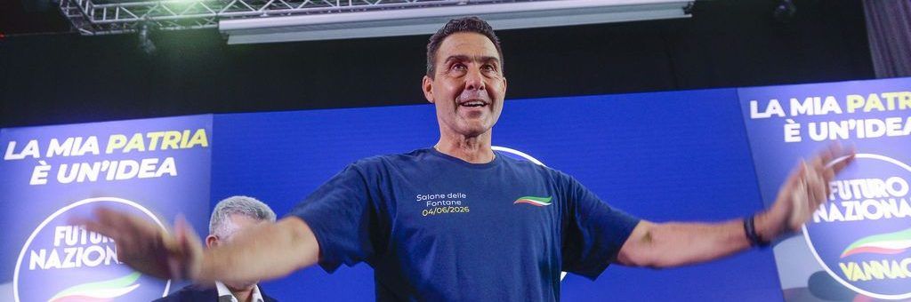 Vannacci: «Le donne le preferisco senza gonna». Scoppia la polemica