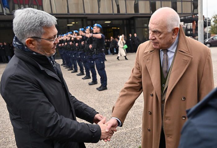 Nordio cambia il capo delle carceri, il pm Russo al posto di Renoldi