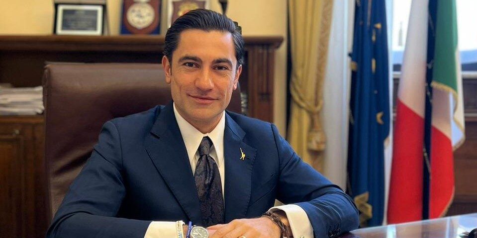 «Saviano offende i lametini, basta con la retorica dell’antimafia militante»