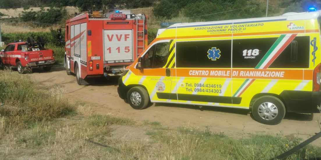 Drammatico incidente a Cassano Jonio, operaio muore schiacciato sotto un carro