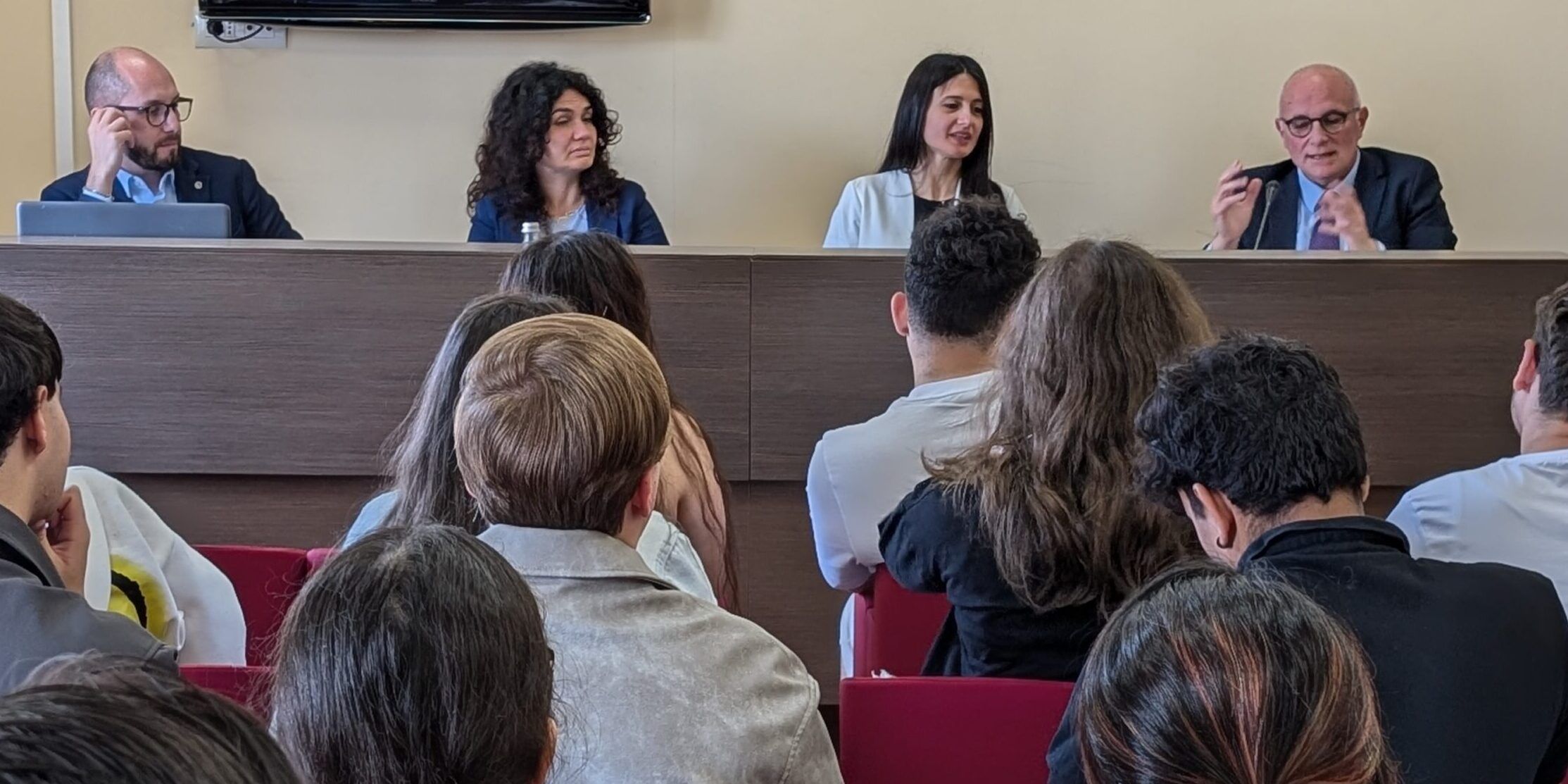 Confcommercio promuove la cultura della legalità insieme a scuola, istituzioni e forze dell’ordine