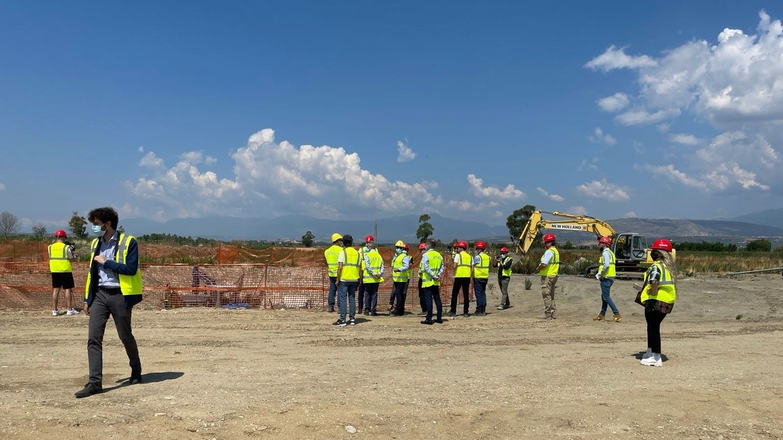 «Il cantiere del terzo megalotto della SS 106 si fermerà per un’ora»