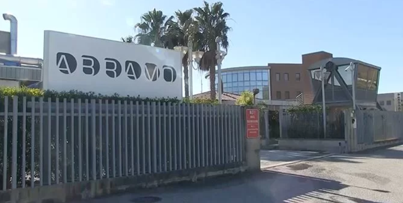 Prorogato il contratto di solidarietà ai lavoratori dell’Abramo Printing e Logistic