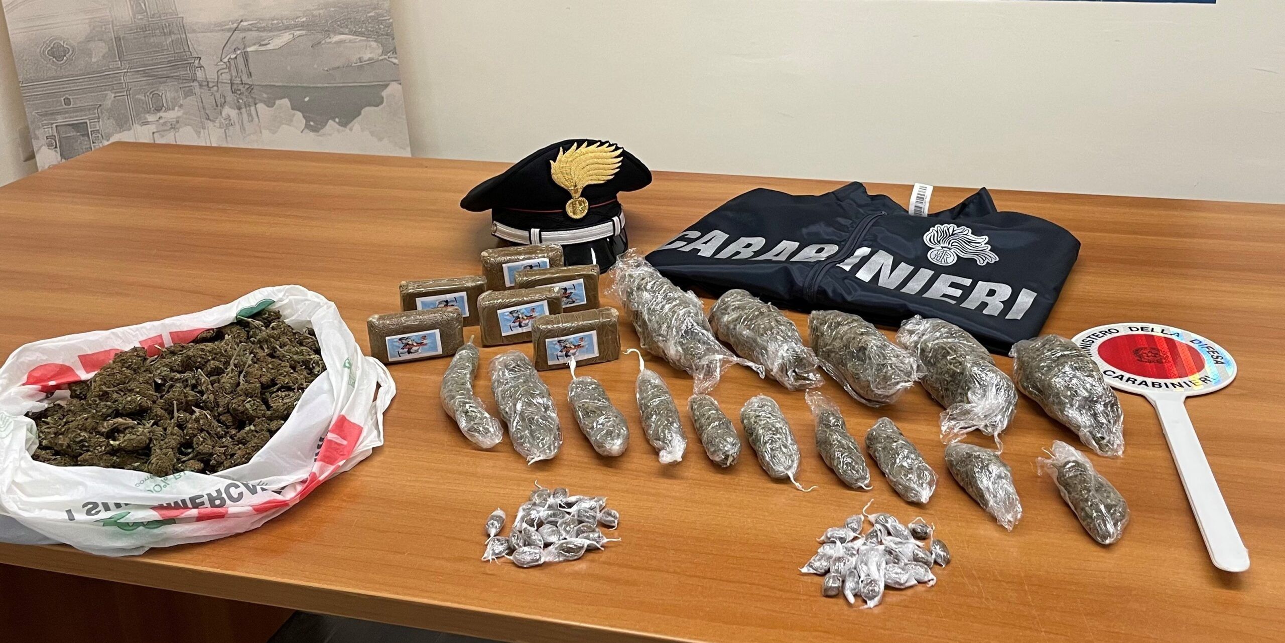 Spacciava droga all’autostazione, in manette pregiudicato a Crotone