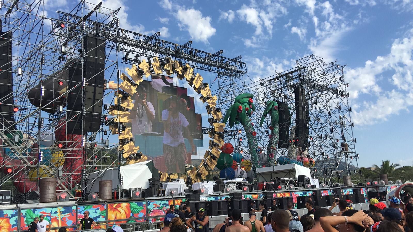 Il saluto ambientalista di Jovanotti alla Calabria