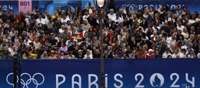 Tra pioggia e sabotaggi si aprono i Giochi Olimpici