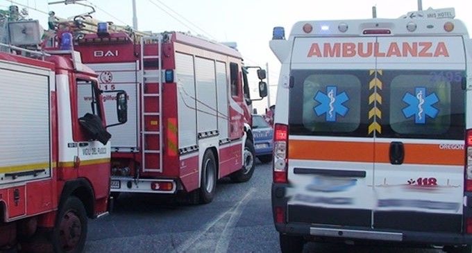 Tragedia sul lavoro a Reggio, muore schiacciato sotto una cisterna