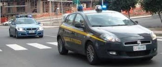 Traffico di auto e usura, 39 arresti a Cosenza – IL VIDEO