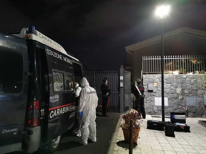 Donna scomparsa nel Catanese, fratello fa trovare il corpo