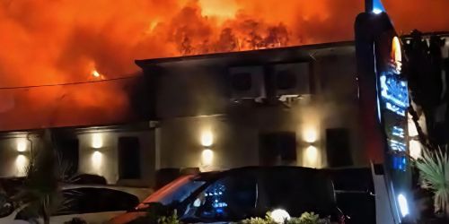 Prima le fiamme poi due esplosioni: l’inferno di fuoco a Palmi e l’evacuazione lampo che ha evitato la tragedia