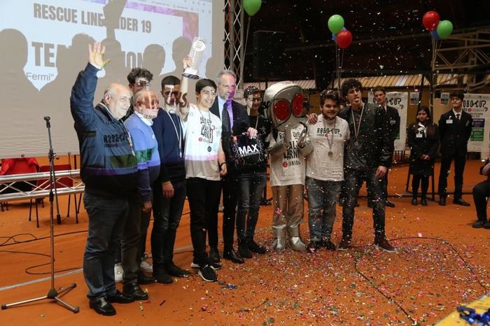 Castrovillari, gli studenti dell'Itis campioni nazionali di Robotica