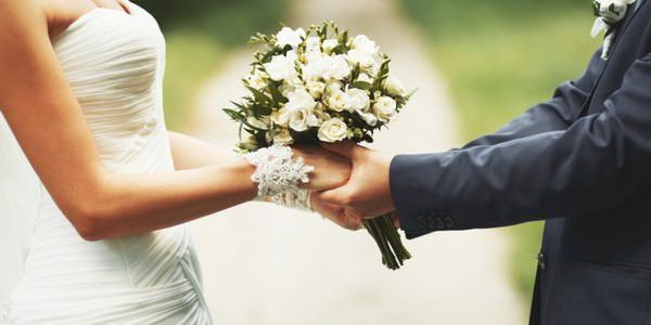 Matrimoni in Comune a Vibo, 150 euro per sanificare la sala