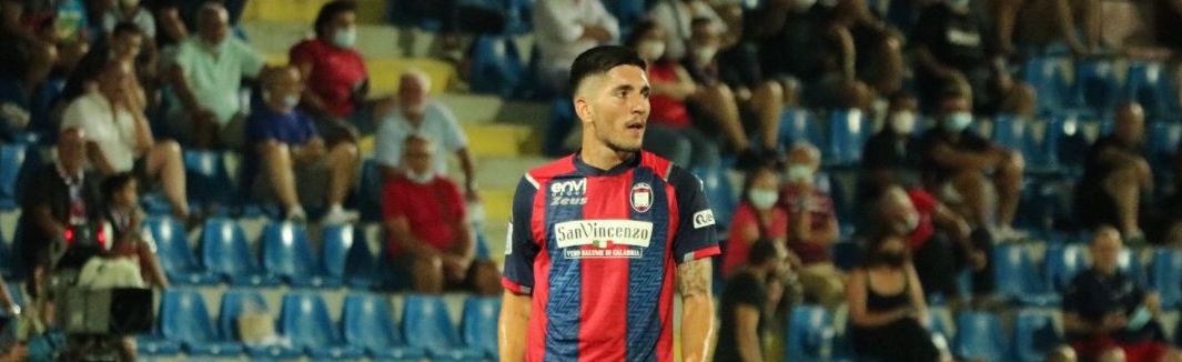 Accuse di stupro, a giudizio ex calciatore del Crotone