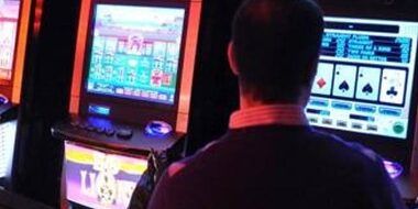 Slot illegali e nessuna misura anti Covid, maxi multa a Isola Capo Rizzuto