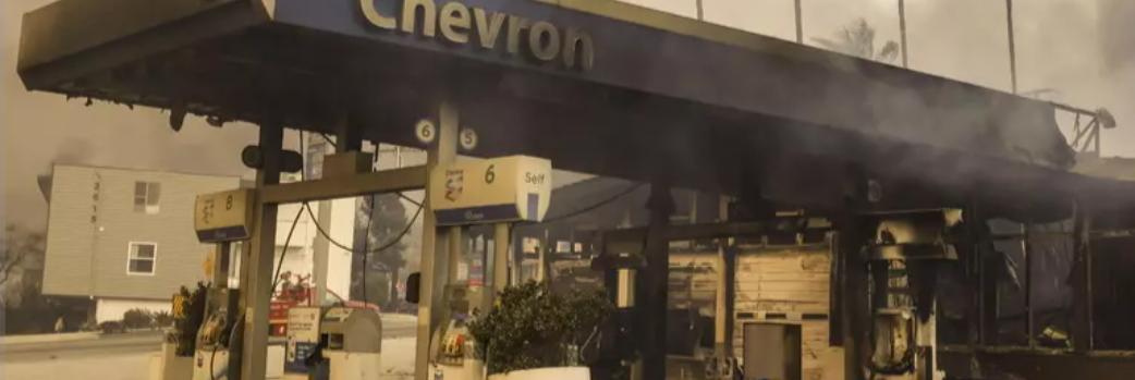 Ancora incendi a Los Angeles, Biden annulla il viaggio in Italia