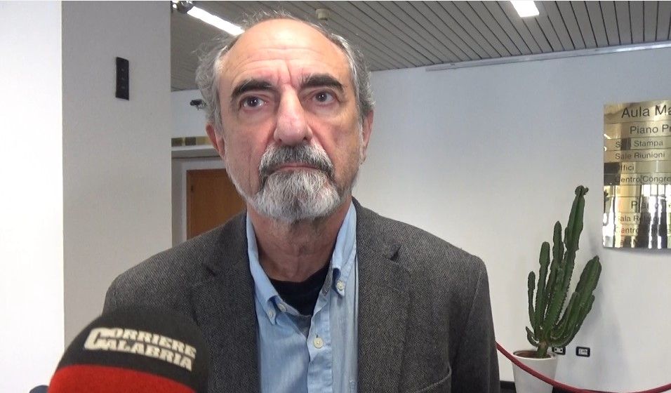 Il Premio Nobel all’Unical: «L’unica soluzione al conflitto è la liberazione dei territori occupati dalla Russia»