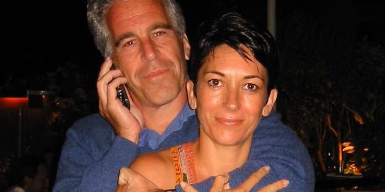 Epstein File, la compagna non parla: «Prima la grazia»