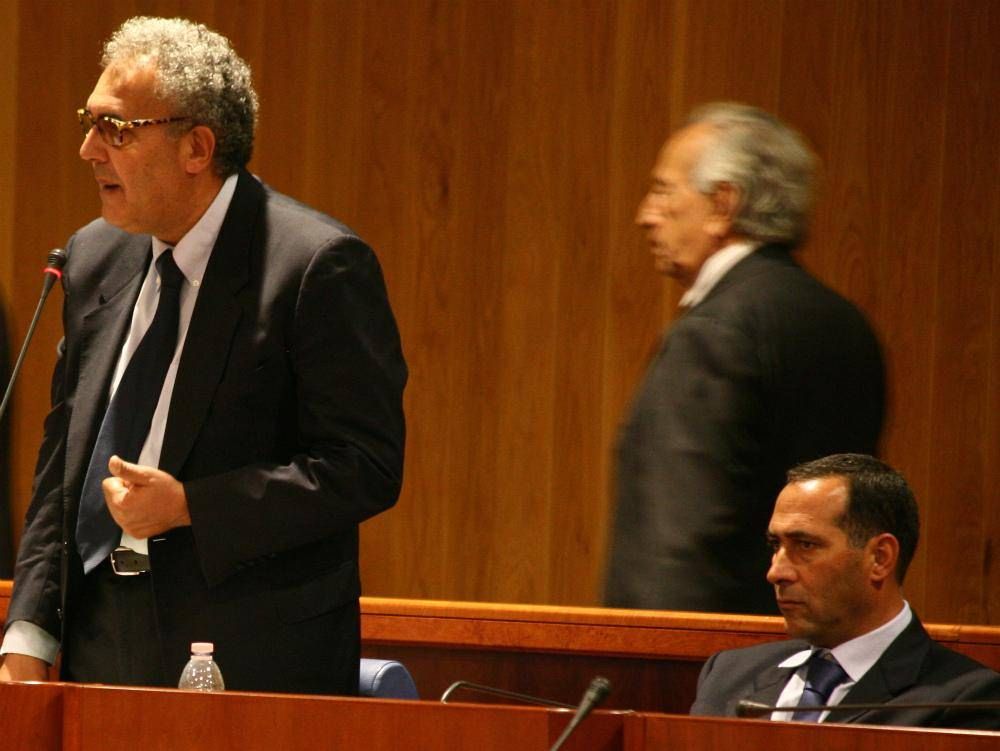 Pd, insiste il “partito” delle primarie