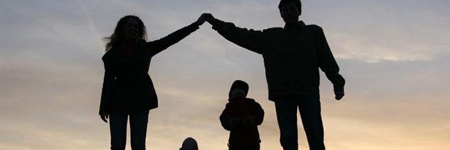 Spesa delle famiglie, ecco quanto “pesano” i figli
